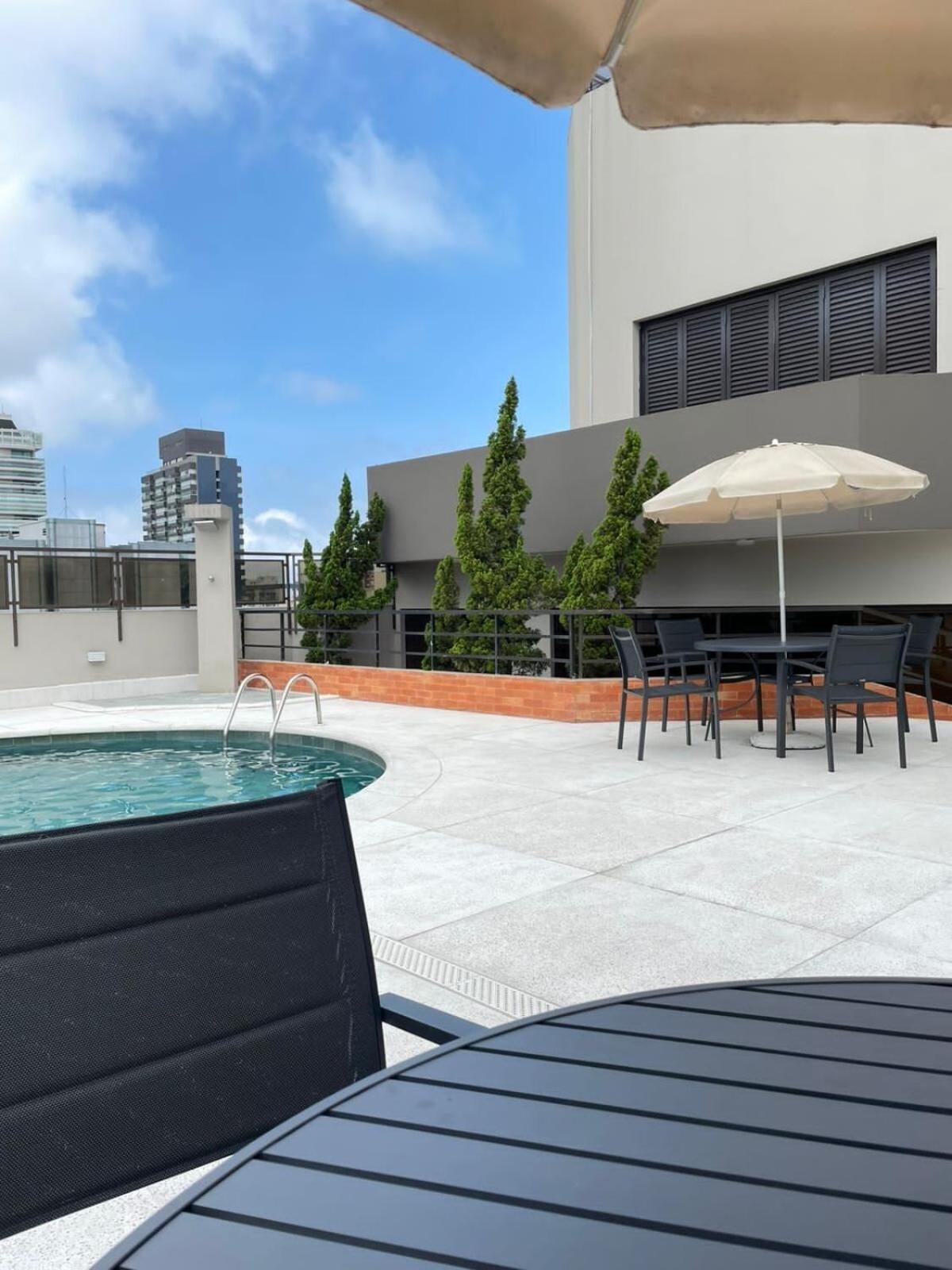 Flat No Hotel Cosmopolitan Com Estacionamento Gratis E Piscina Santos  Exteriör bild