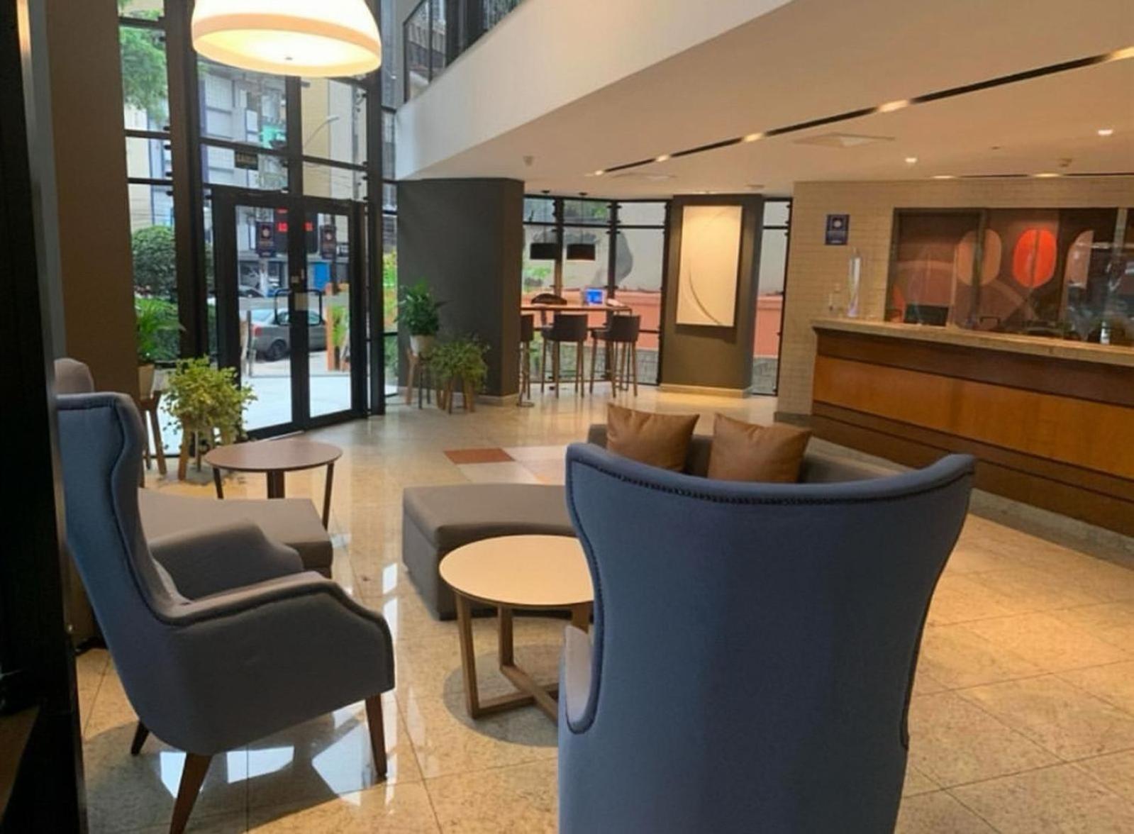 Flat No Hotel Cosmopolitan Com Estacionamento Gratis E Piscina Santos  Exteriör bild